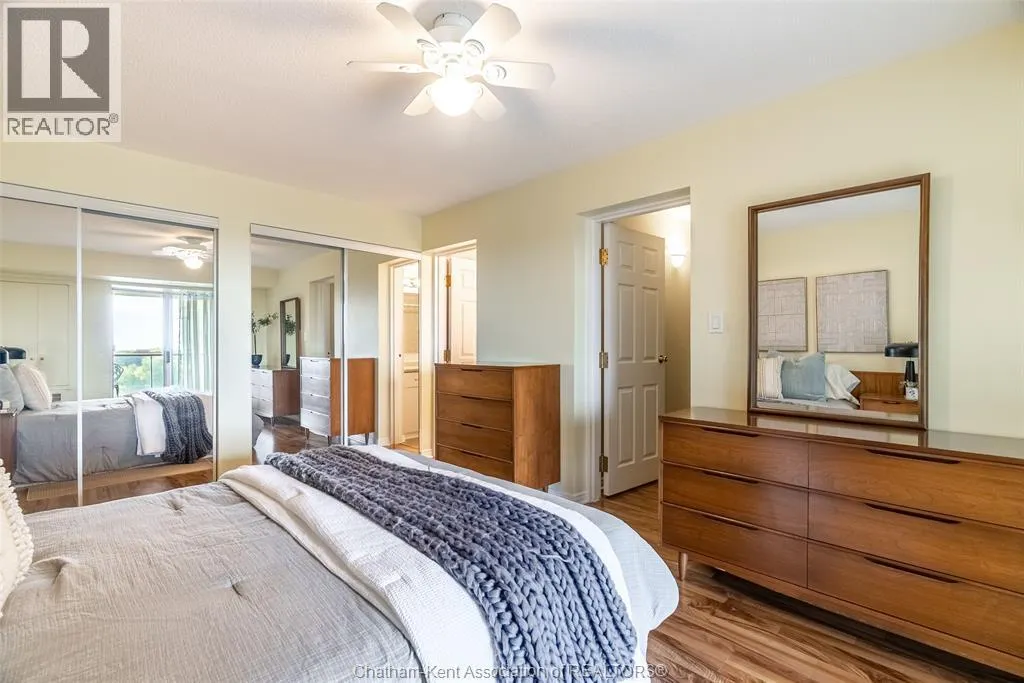 10 Van Allen AVENUE Unit# 903