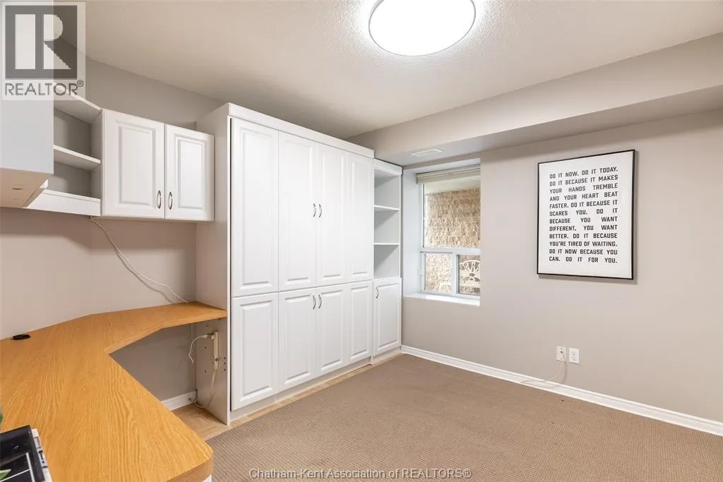 10 Van Allen AVENUE Unit# 903