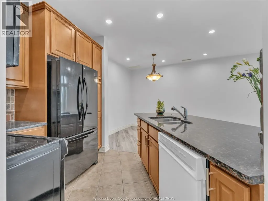 1225 RIVERSIDE Unit# 509