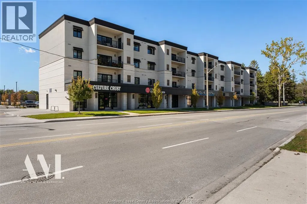 3817 HOWARD Unit# 309