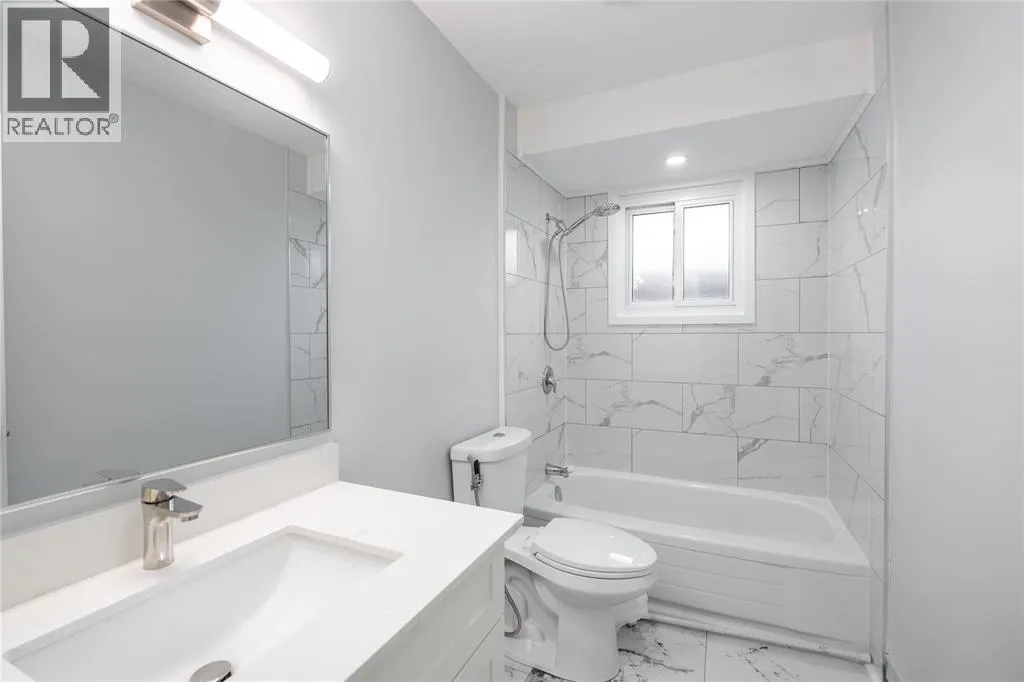 1104 OVERLEA CRESCENT