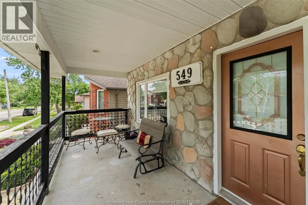 549 CLOVER