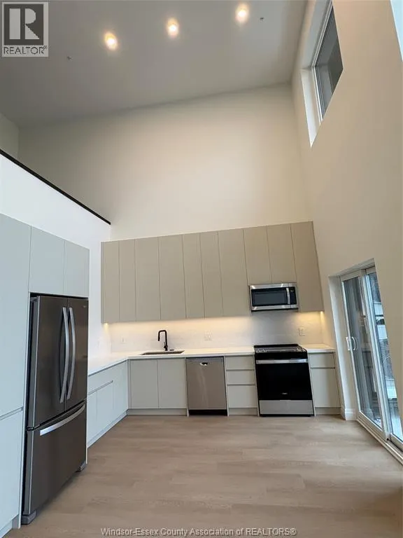 4400 LAURIER Unit# 601