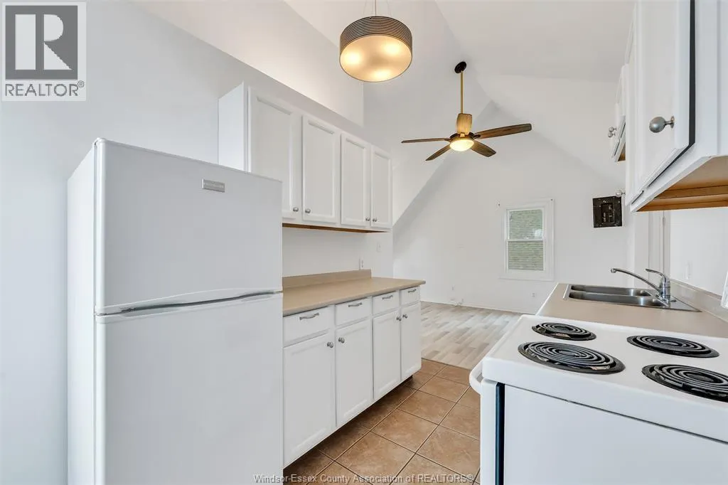 1564 ALEXIS ROAD Unit# UPPER