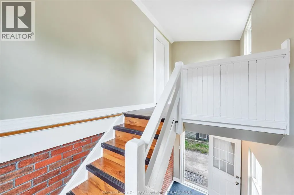 1564 ALEXIS ROAD Unit# UPPER