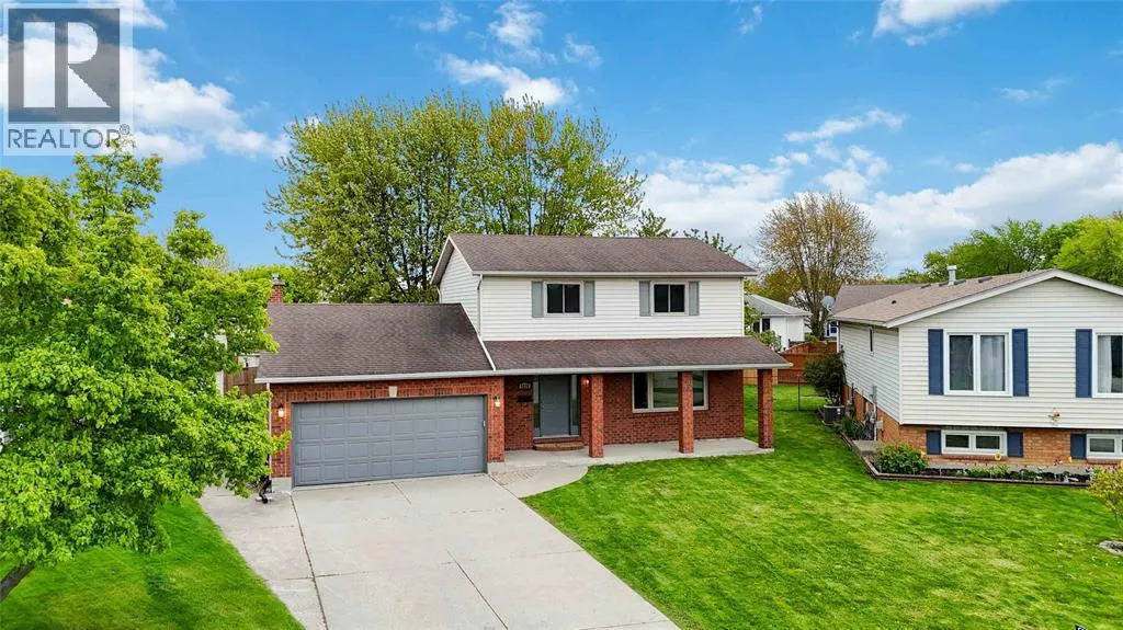 1516 HENLEY CRESCENT