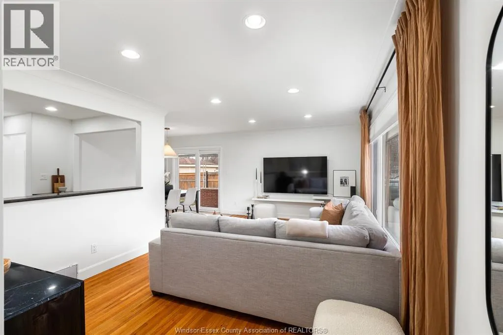 735 Lounsborough