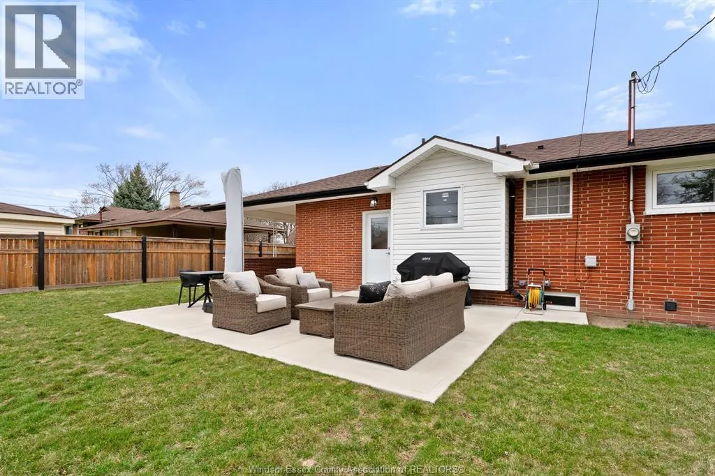 735 Lounsborough