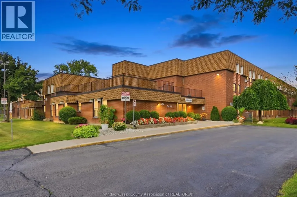6635 THORNBERRY CRESCENT Unit# 387