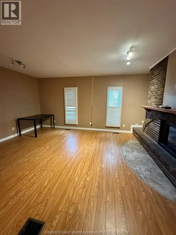 4060 CHURCHILL Unit# MAIN