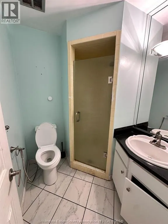 4060 CHURCHILL Unit# MAIN