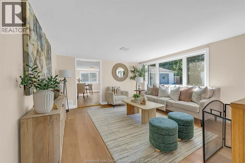 1057 Oak AVENUE