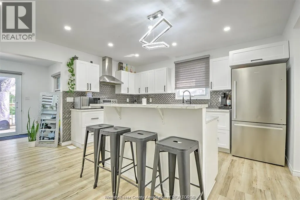 3262 Clemenceau