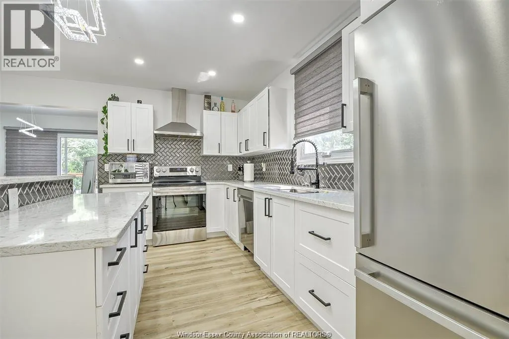 3262 Clemenceau