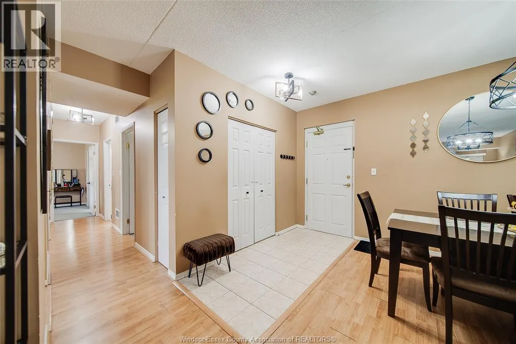 8335 WYANDOTTE STREET East Unit# 109
