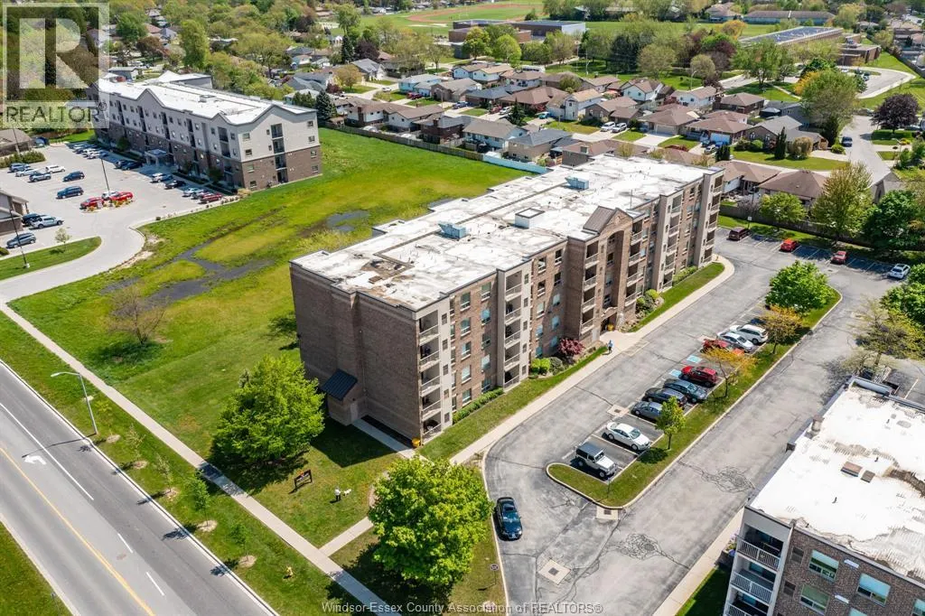 8335 WYANDOTTE STREET East Unit# 109