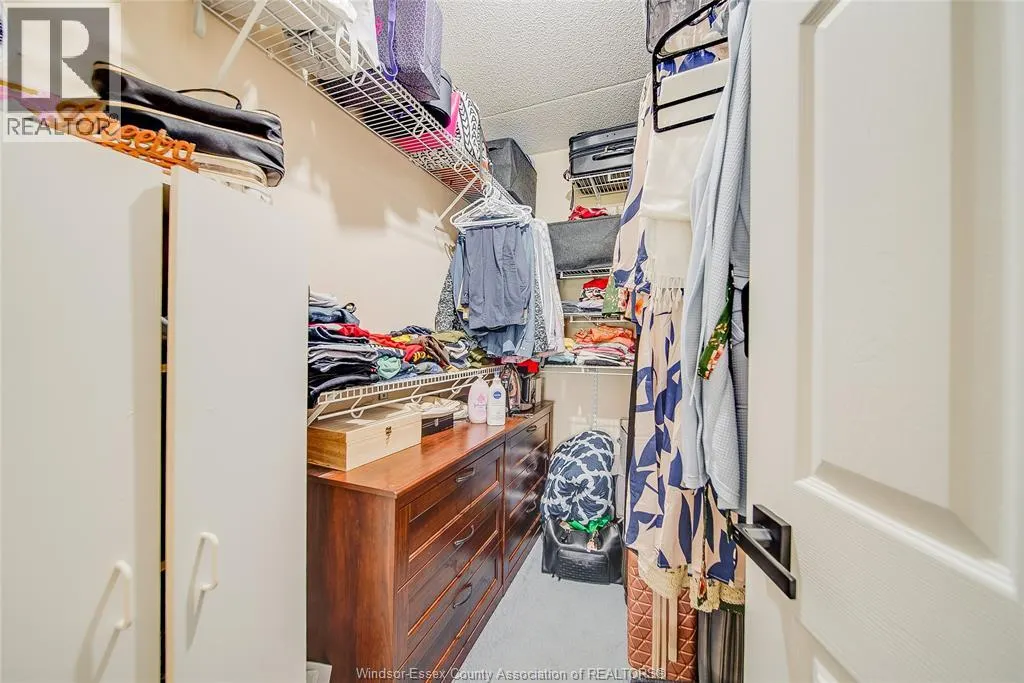 8335 WYANDOTTE STREET East Unit# 109