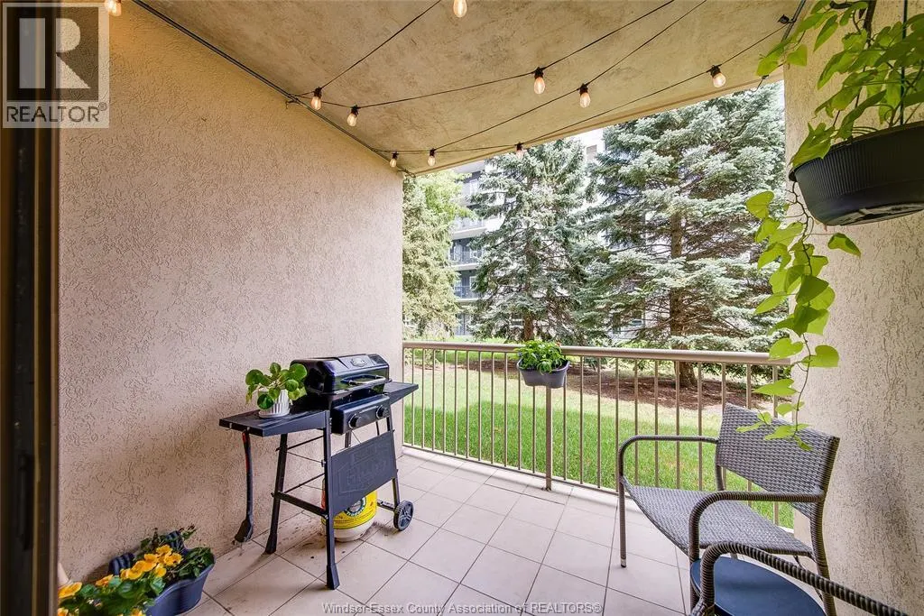8335 WYANDOTTE STREET East Unit# 109