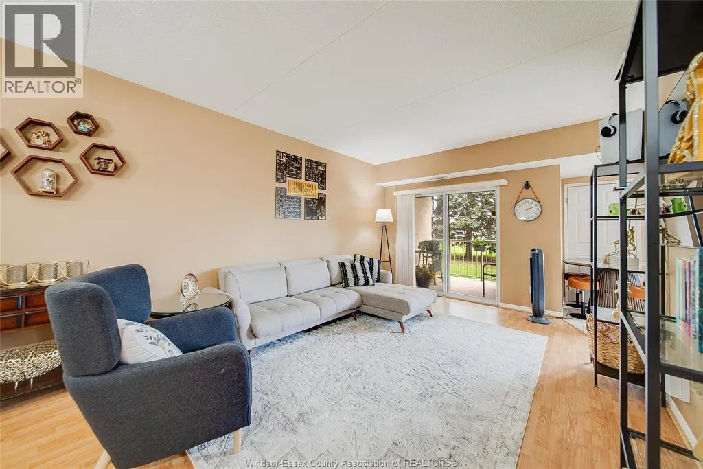 8335 WYANDOTTE STREET East Unit# 109