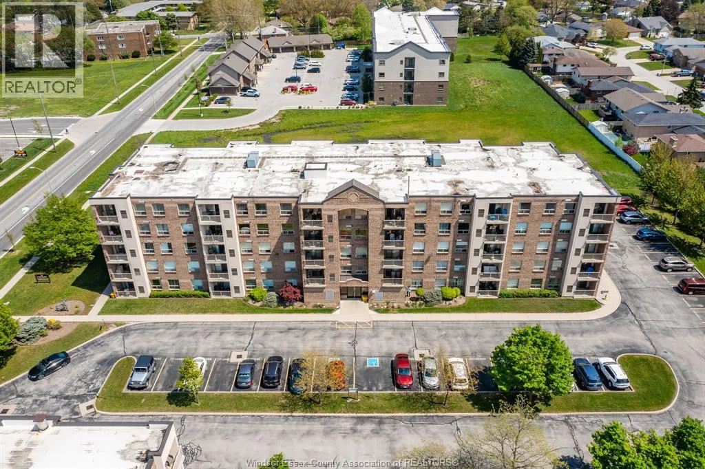 8335 WYANDOTTE STREET East Unit# 109
