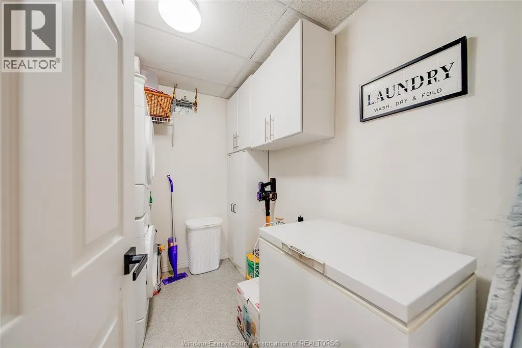 8335 WYANDOTTE STREET East Unit# 109
