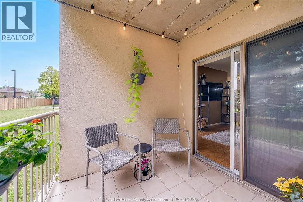 8335 WYANDOTTE STREET East Unit# 109