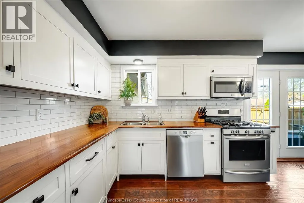 391 BETTY DRIVE
