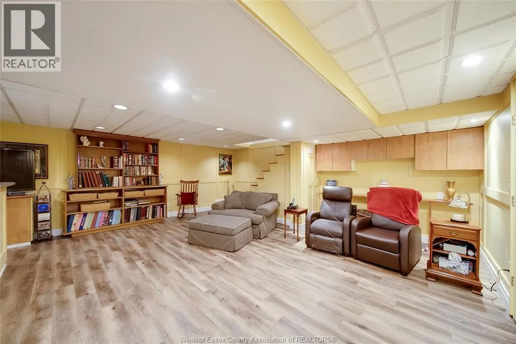 391 BETTY DRIVE