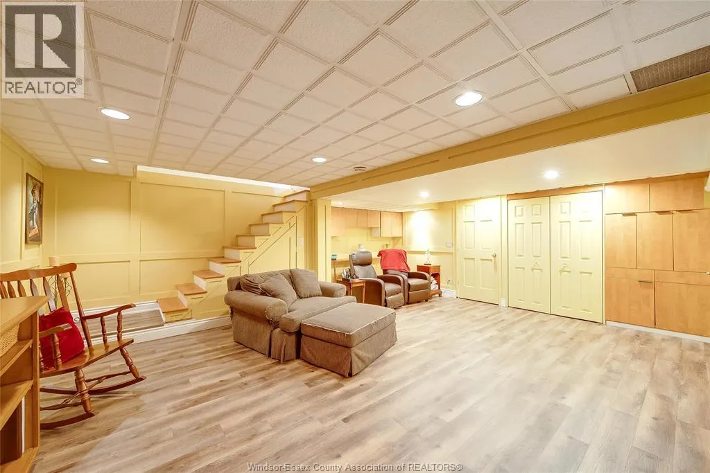 391 BETTY DRIVE