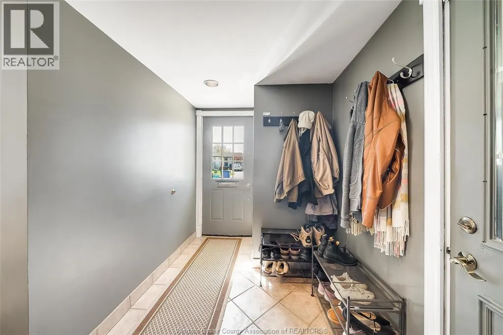 391 BETTY DRIVE