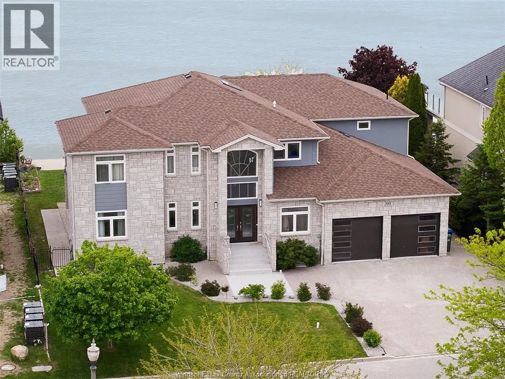 300 SHOREVIEW CIRCLE