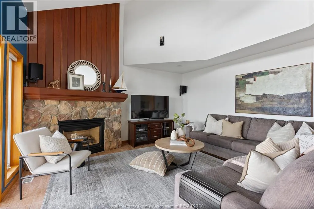 621 Ross Beach ROAD