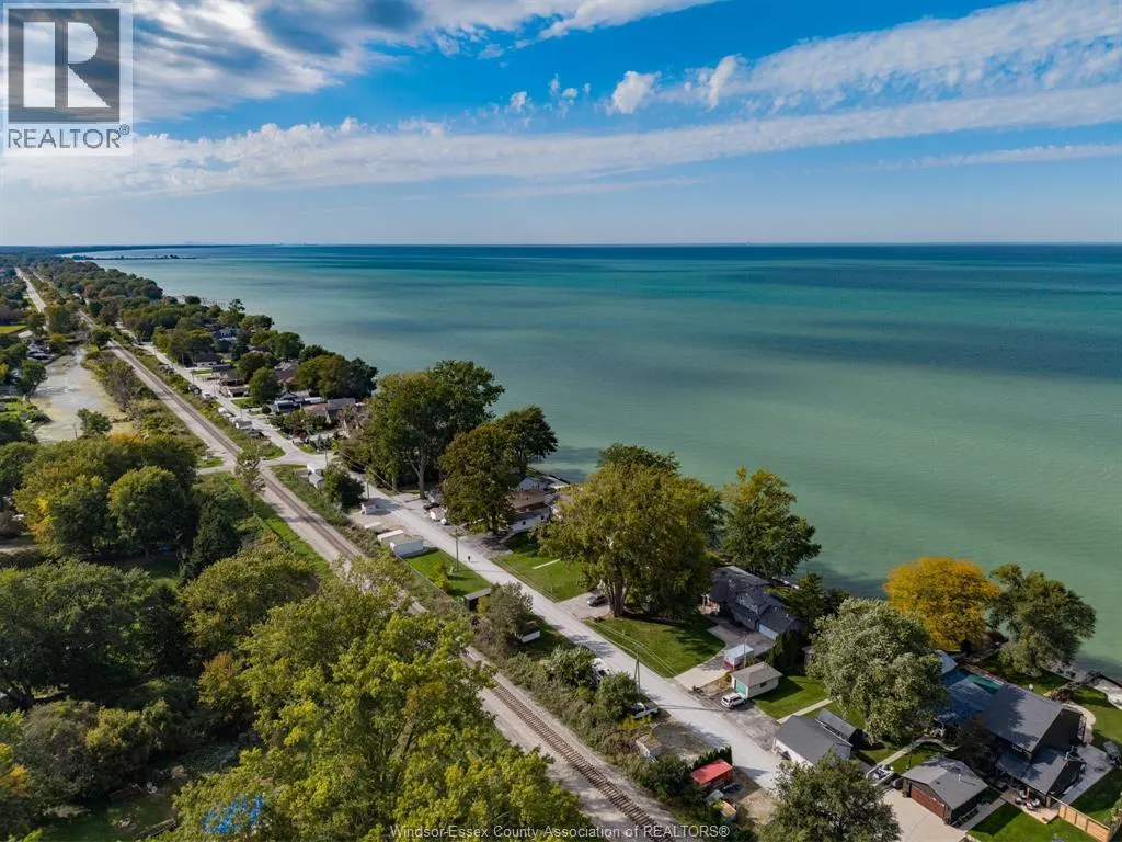 621 Ross Beach ROAD