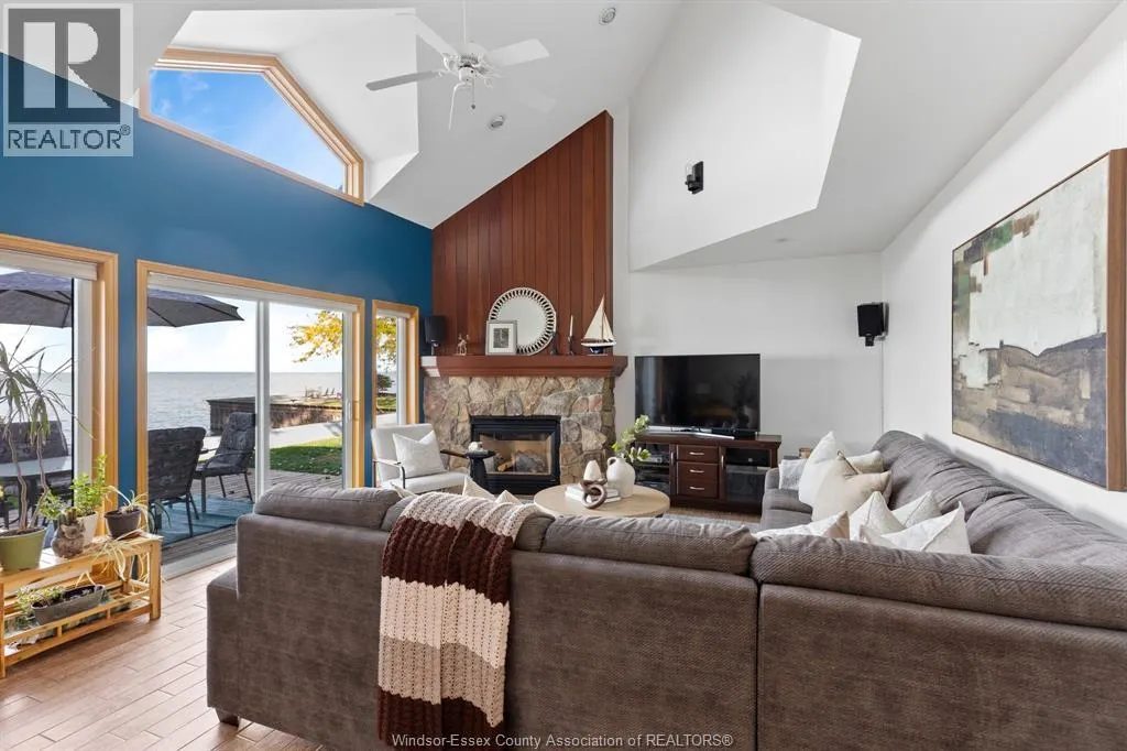621 Ross Beach ROAD