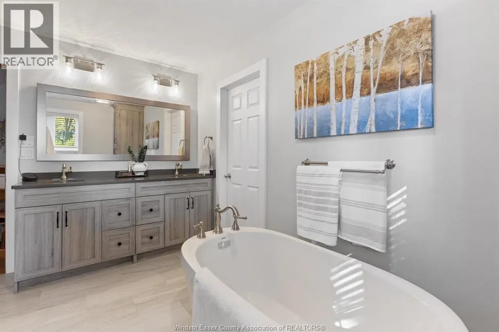 621 Ross Beach ROAD