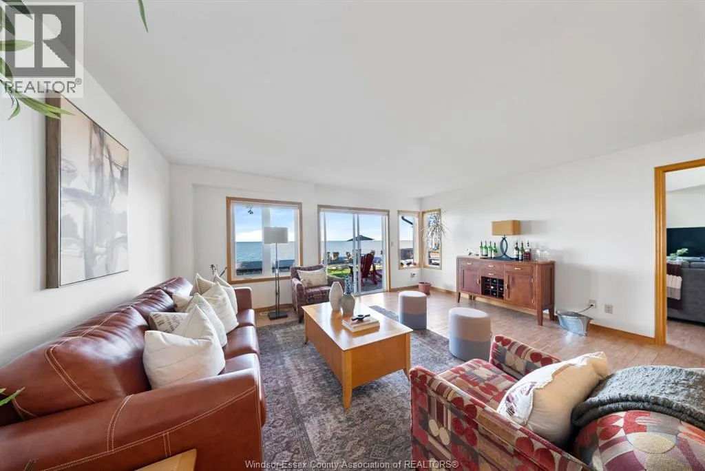 621 Ross Beach ROAD