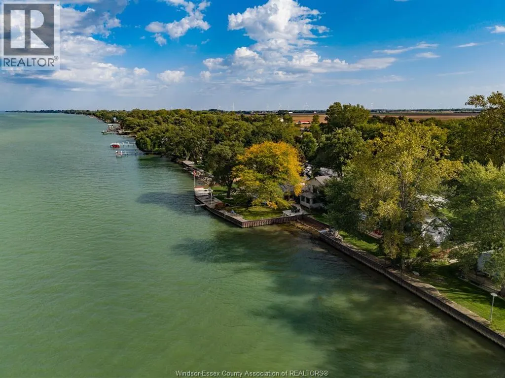 621 Ross Beach ROAD
