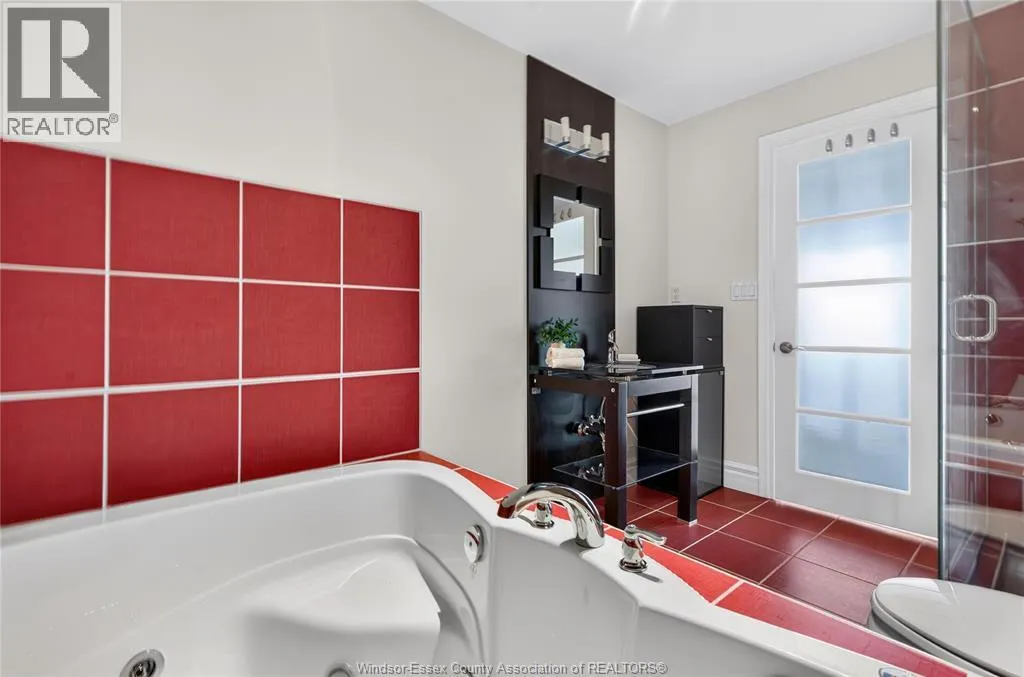3162 Leisure CRESCENT