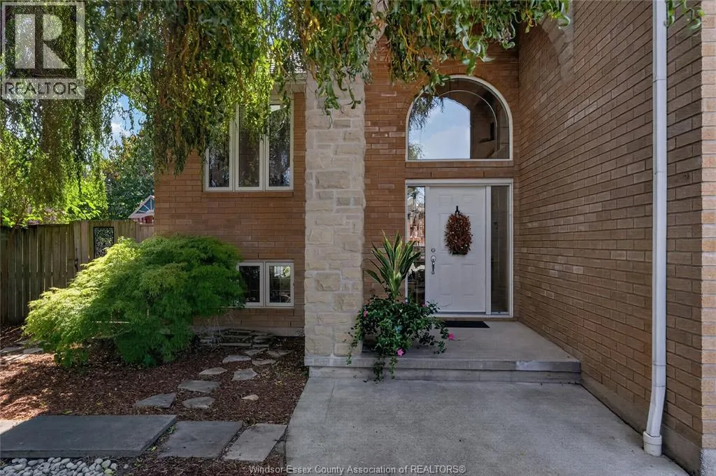 3162 Leisure CRESCENT