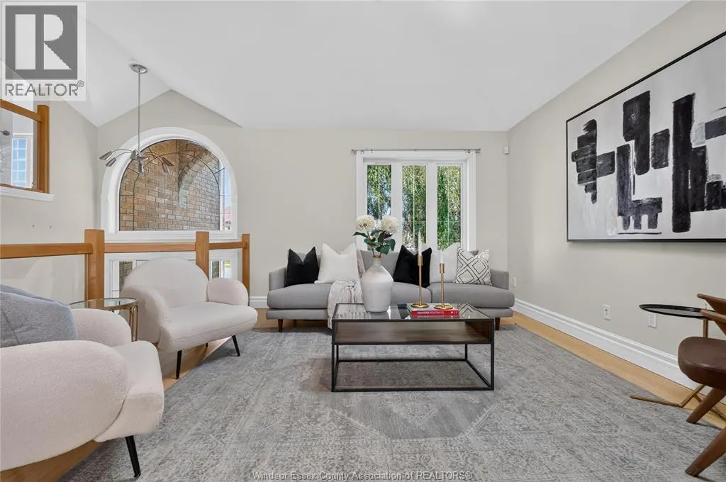 3162 Leisure CRESCENT