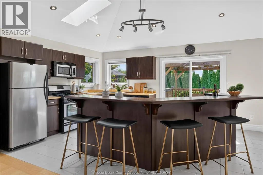 3162 Leisure CRESCENT