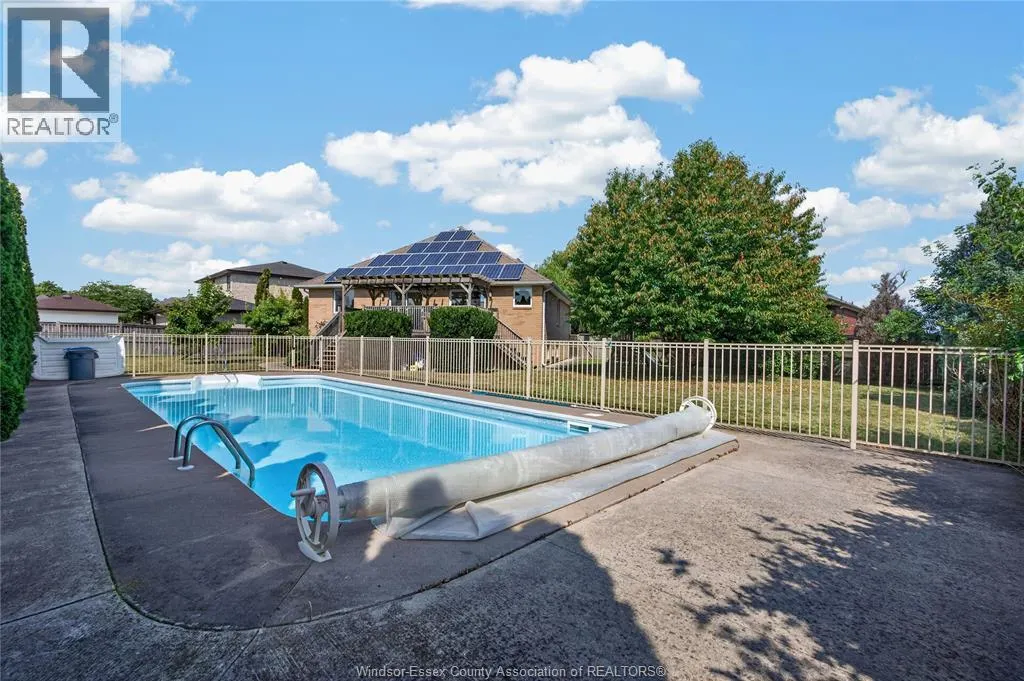 3162 Leisure CRESCENT