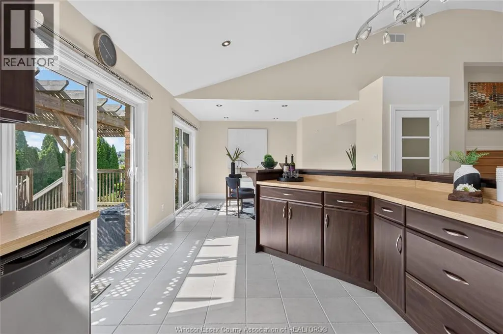 3162 Leisure CRESCENT