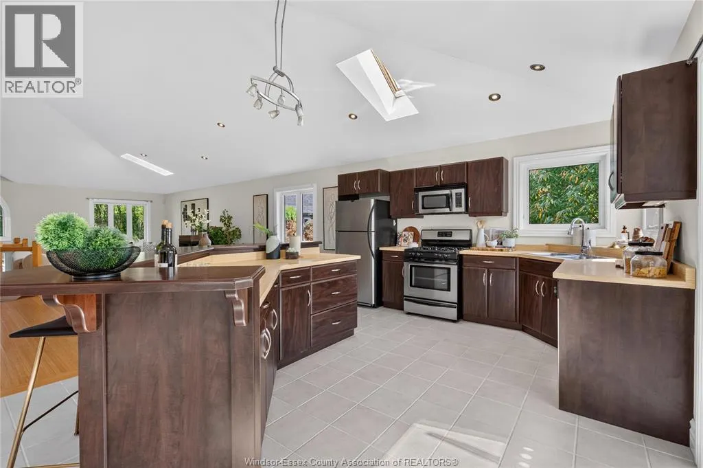 3162 Leisure CRESCENT