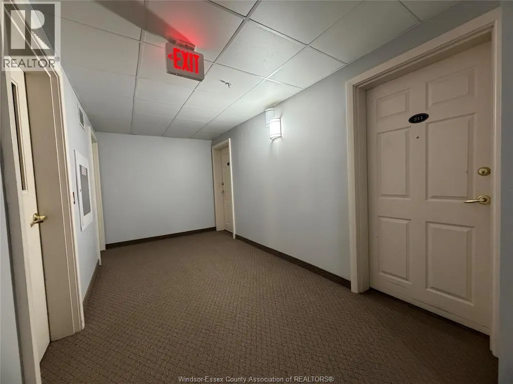 2650 SANDWICH WEST PARKWAY Unit# 211