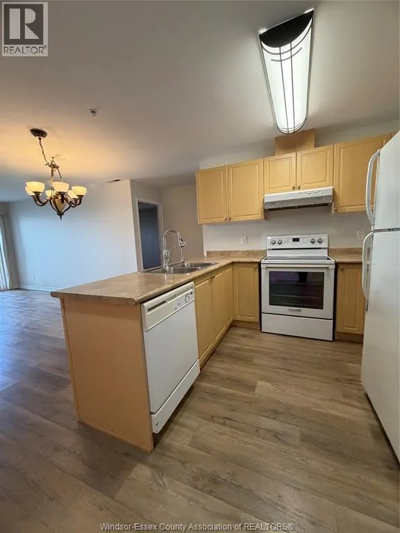 2650 SANDWICH WEST PARKWAY Unit# 211