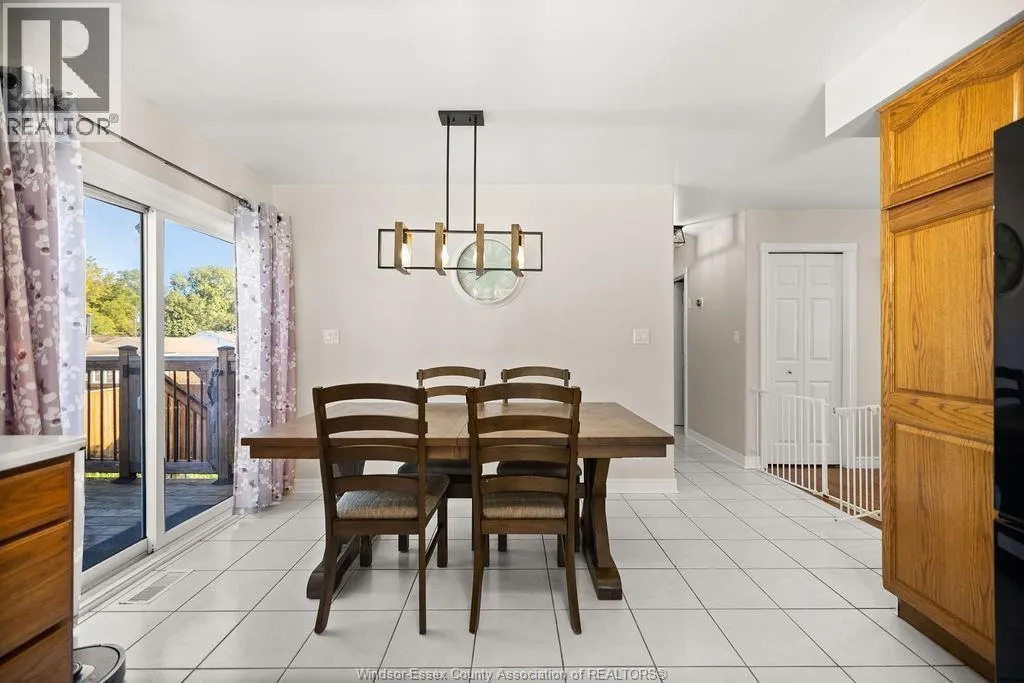 1520 MAPLE