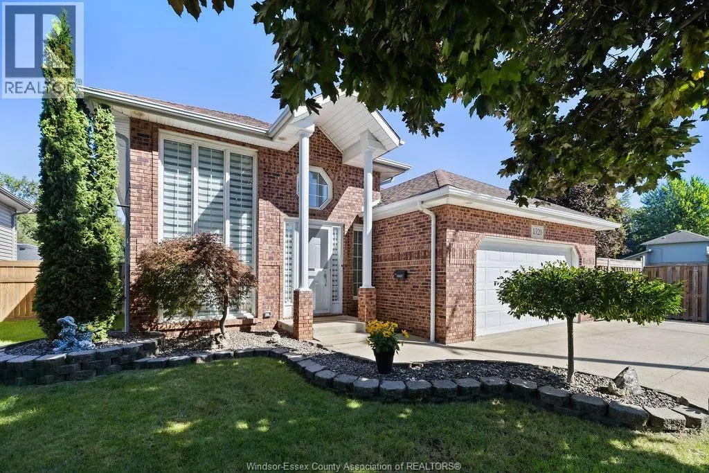 1520 MAPLE