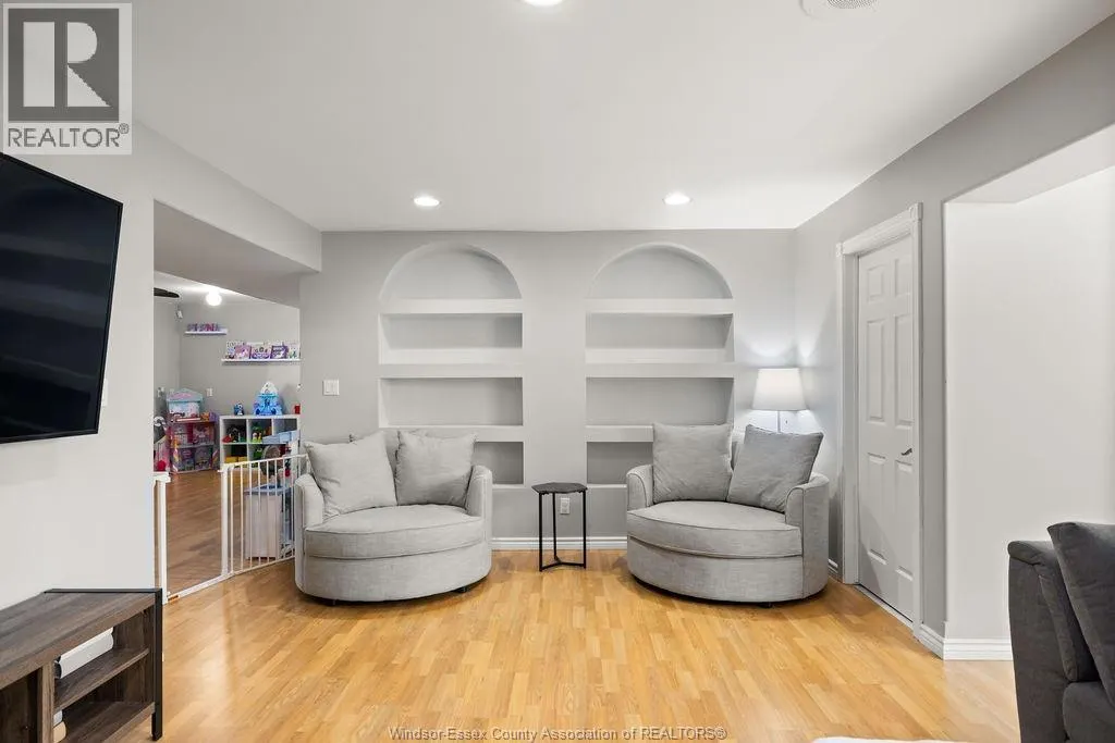 1520 MAPLE