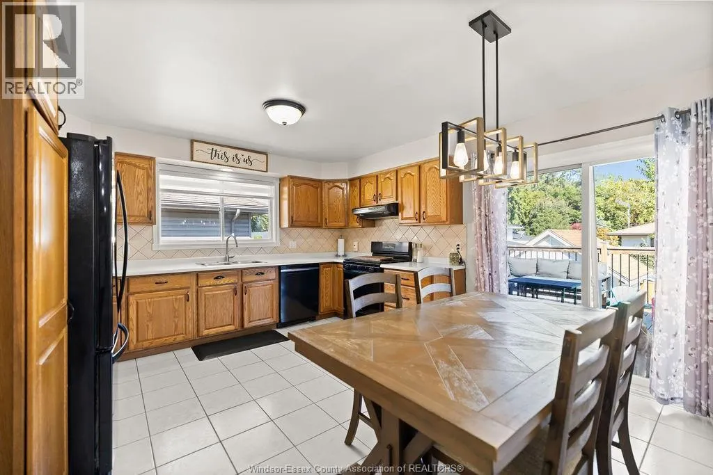 1520 MAPLE